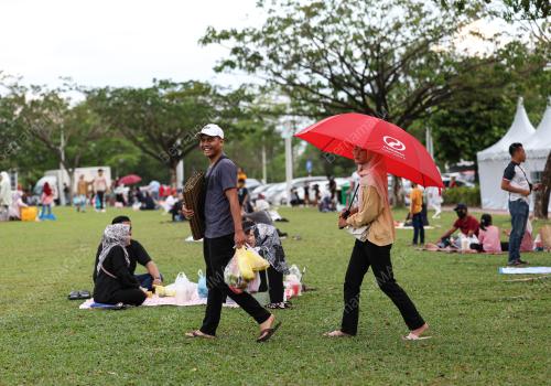 TINJAUAN IFTAR DI PADANG AWAM