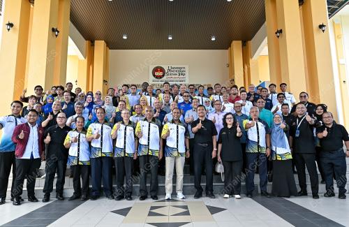 DATUK SERI DR ZAMBRY ABD KADIR