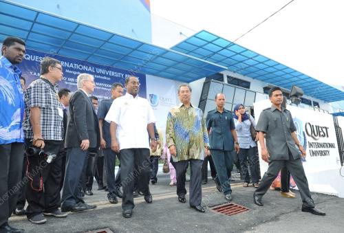 TAN SRI MUHYIDDIN YASSIN