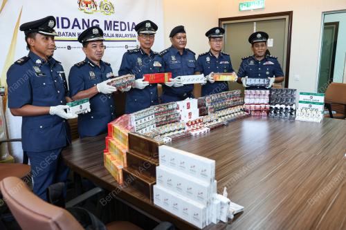 DATUK ABDUL GHAFAR MOHAMAD