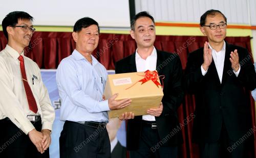 PK03_28042017_KONSUL_BN201704271686