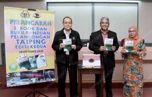 BUKU PANDUAN PELANCONGAN TAIPING