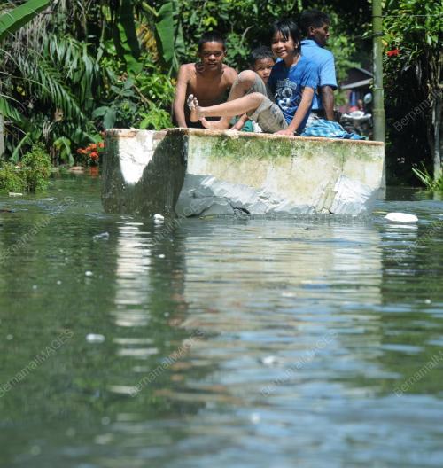PK03_28112014_BANJIR