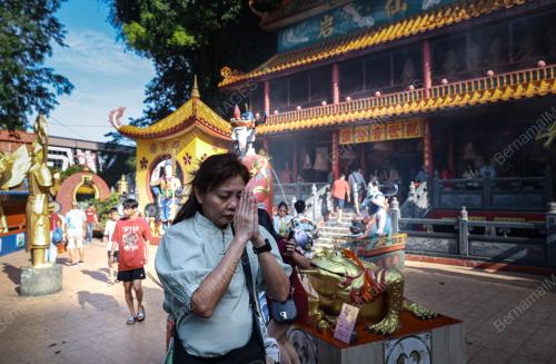TAHUN BAHARU CINA
