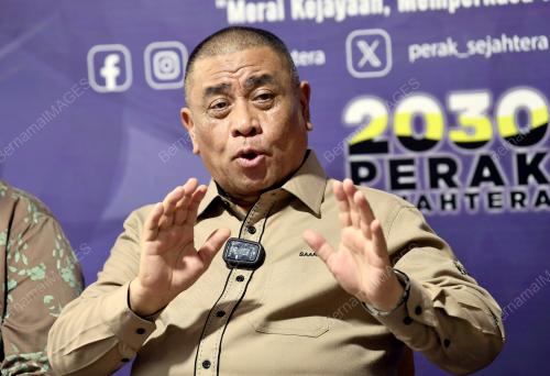 DATUK SERI SAARANI MOHAMAD