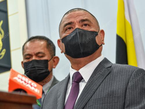 DATUK SERI SAARANI MOHAMAD