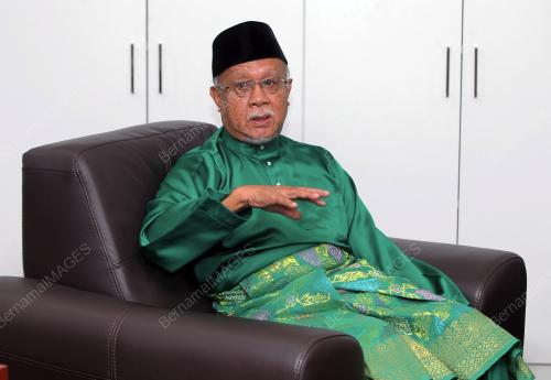 DATUK WAN ZAHIDI WAN TEH