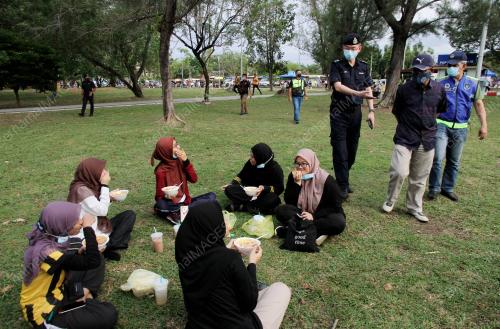 PEMANTAUAN DAN PEMERIKSAAN PELAKSAAN SOP CEGAH COVID-19 DI IPOH