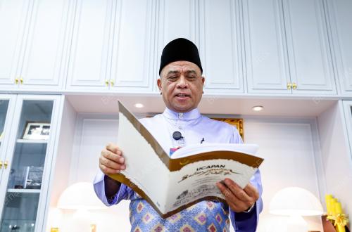 DATUK SERI SAARANI MOHAMAD