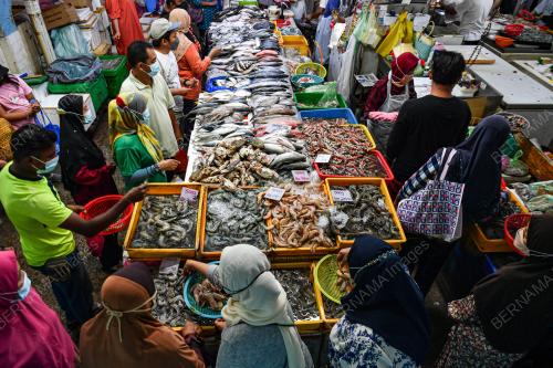 TINJAUAN DI PASAR SEMPENA RAMADAN