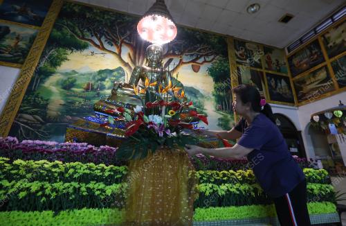 TINJAUAN PERSIAPAN SAMBUTAN HARI WESAK