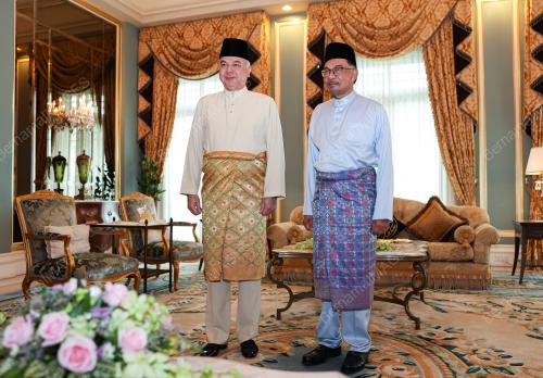 DATUK SERI ANWAR IBRAHIM