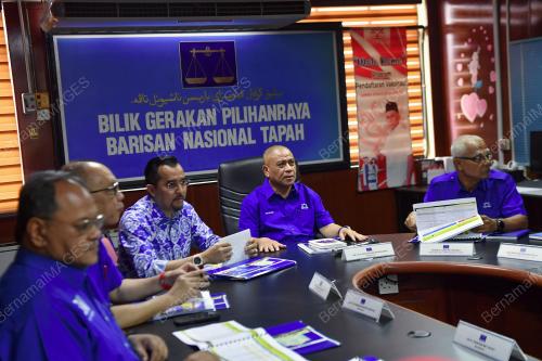 DATUK SERI SAARANI MOHAMAD