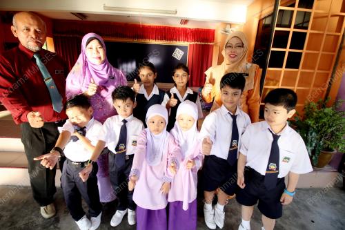 PK04_04012016_KEMBAR_TAHUN_SATU
