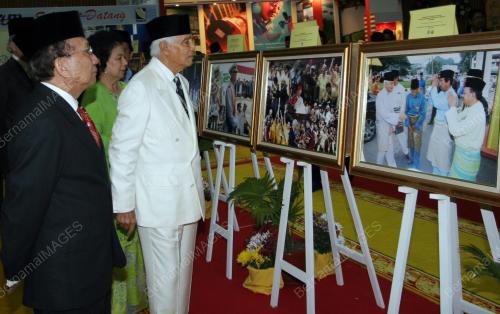 SULTAN AZLAN SHAH