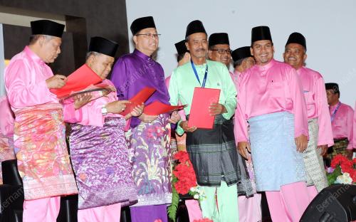 PK04_04092016_UMNO_PARIT