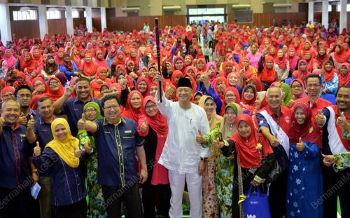 PK04_05022017_NAZRI