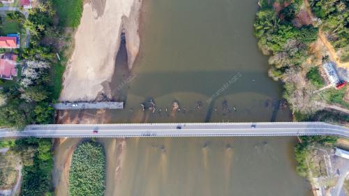 SUNGAI_SURUT
