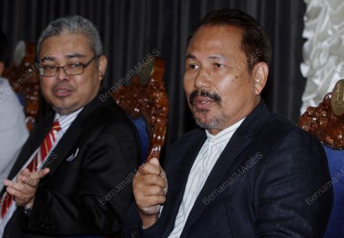 DATUK MOHD NASIR MOHAMED