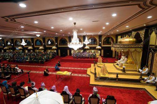 PK04_05112017_SULTAN_NAZRIN