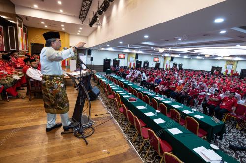 DATUK SERI JOHARI ABD GHANI