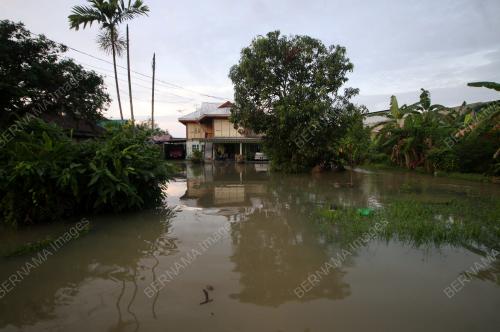 FENOMENA AIR PASANG BESAR