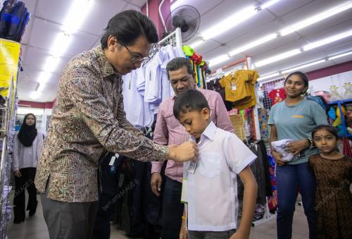 MUHAMMAD KAMIL ABDUL MUNIM
