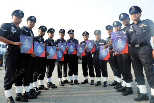 DATUK ACRYL SANI ABDULLAH SANI