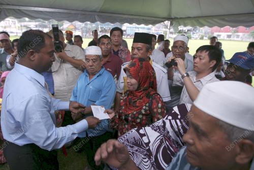 ZAMBRY ABDUL KADIR