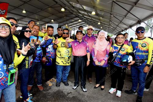 DATUK SERI SAARANI MOHAMAD