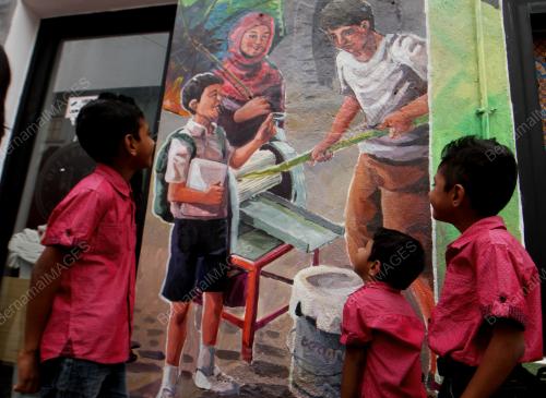 PK04_08092019_MURAL