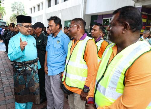 DATUK RUMAIZI BAHARIN