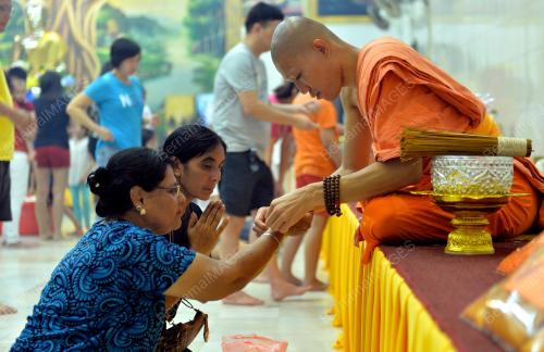 PK04_10052017_WESAK