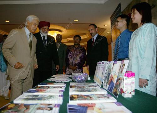 SULTAN AZLAN SHAH