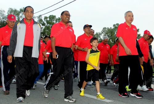 PK04_11052014_LARIAN