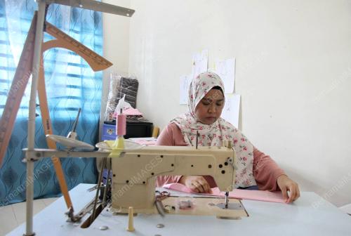 NORASURA MOHAMED RASHID
