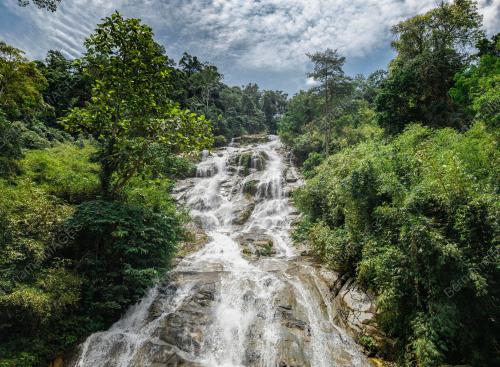 AIR TERJUN LATA KINJANG