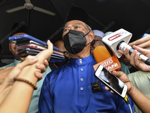 TAN SRI MUHYIDDIN MOHD YASSIN
