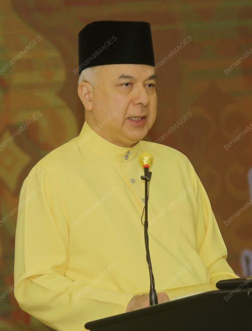 SULTAN PERAK SULTAN NAZRIN SHAH