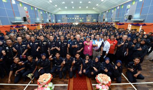 PK04_12032017_KOR_KADET_POLIS