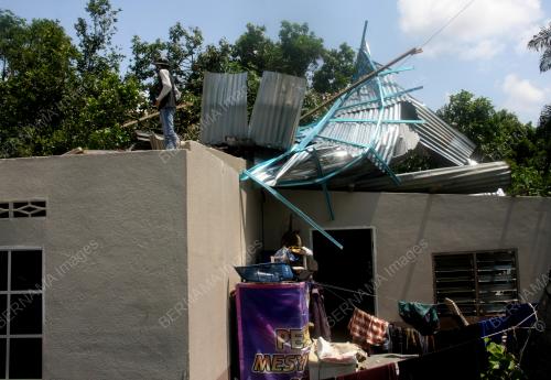 RIBUT_RUMAH