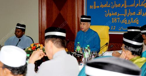 PK04_12062014_MAIPK