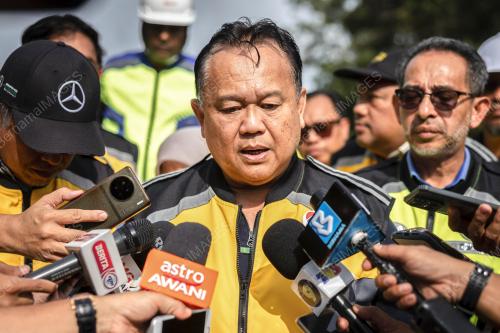DATUK SERI ALEXANDER NANTA LINGGI