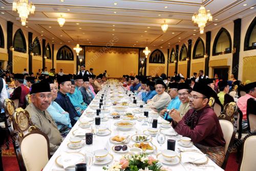 PK04_12082012_TUANKU_ZARA