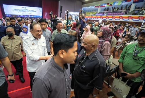 DATUK SERI ANWAR IBRAHIM