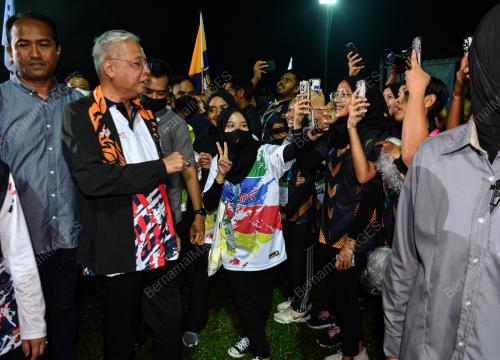 DATUK SERI ISMAIL SABRI YAAKOB