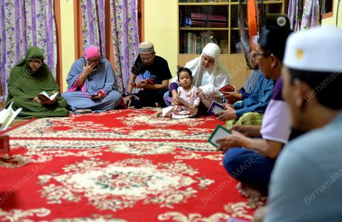 PK04_14092017_MANGSA_KEBAKARAN