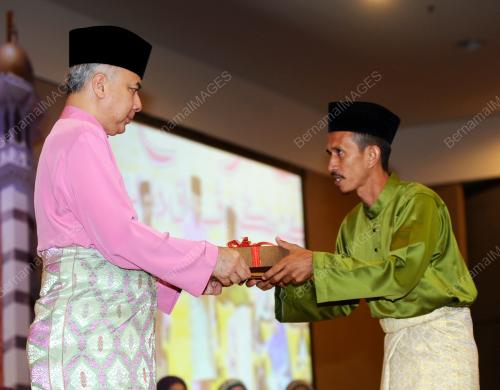 PK04_14102015_MAAL_HIJRAH