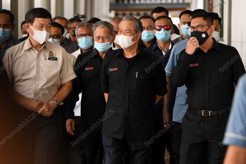 TAN SRI MUHYIDDIN YASSIN