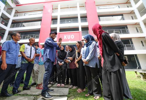 DATUK SERI DR ZAMBRY ABDUL KADIR 